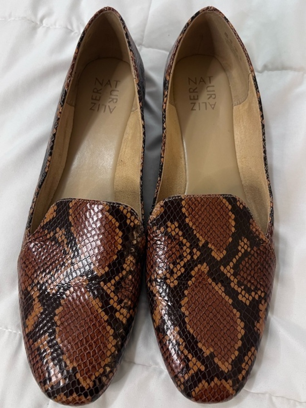 Naturalizer Emiline loafer flats featuring brown snakeskin print size 12M